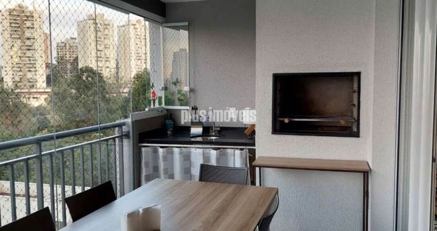 LINDO APARTAMENTO, EM ÓTIMA LOCALIZAÇÃO NO MORUMBI