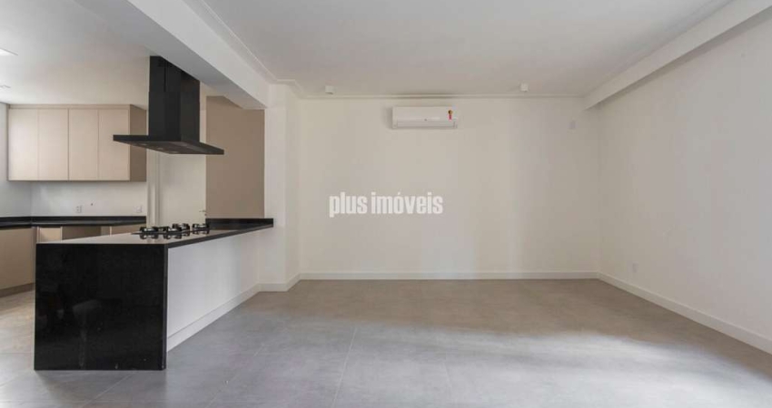 Jardim Paulista- Belíssimo apto. 209m² Todo reformado, 3 dormitórios, 2 vagas!