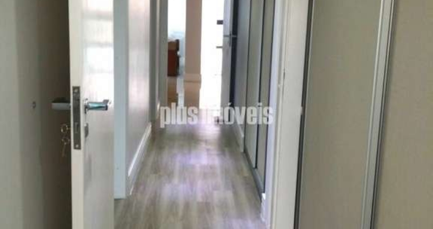 Apartamento em Moema