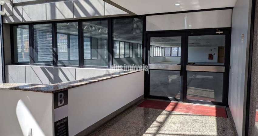 Sala comercial para alugar na Rua Verbo Divino, 1488, Chácara Santo Antônio, São Paulo