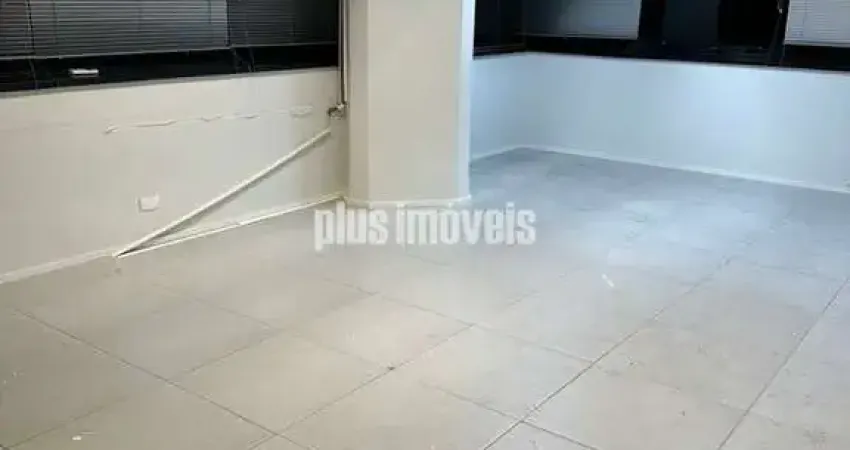 Prédio Comercial e 5 banheiros à locaoa, 404 m²