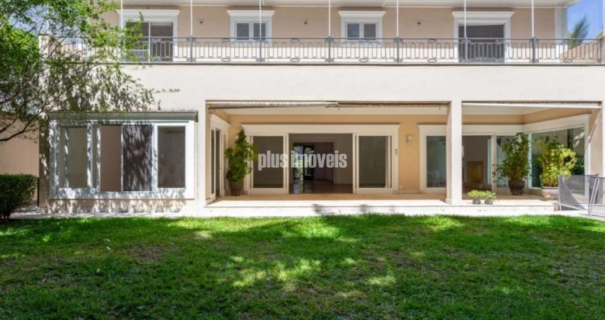 JARDIM GUEDALA 854,0M² ÁREA CONSTRUÍDA, 866,0M² ÁREA TERRENO,  4  SUÍTES,  6 GARAGENS