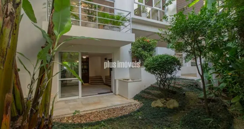 Casa em condomínio fechado com 3 quartos à venda na Rua Comandante Garcia D'Ávila, 310, Morumbi, São Paulo