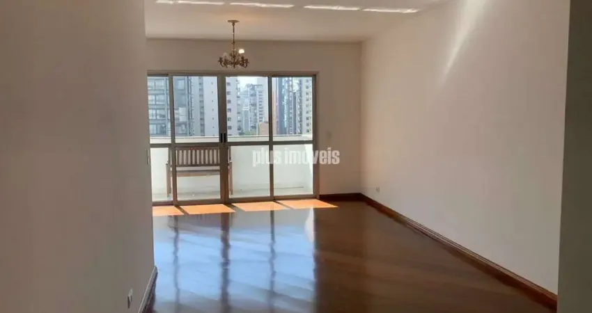 Apartamento com 3 Quartos e 3 banheiros à Venda, 105 m²