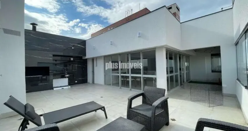 Cobertura Espetacular em Condomínio Clube - 330,0m² 3 Suítes, 3 Garagem