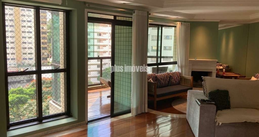 Apartamento à Venda, Vila Andrade, 206 m², 3 Suítes, 3 Vagas e Ar Condicionado por R$980.000.00