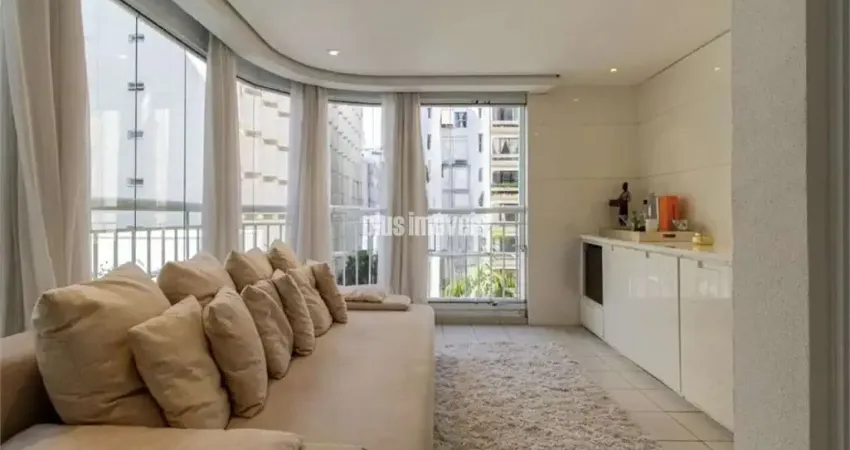 Apartamento reformado e funcional na R. da Consolação 90m² - 2 suítes - 2 vagas