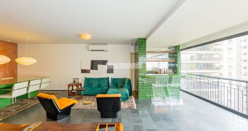 Apartamento tipo para venda com 3 quartos, sendo 3 suítes, 218m² - Brooklin