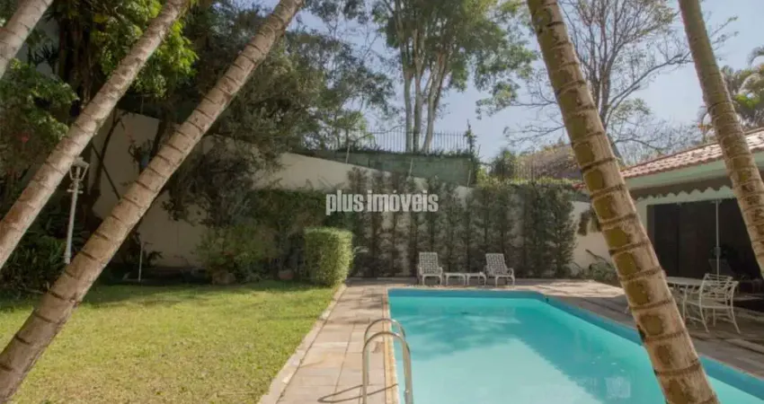 Jardim Guedala 341,0m²ac 3 suítes, sendo a master com closet, com WC senhor e senhora e terraço