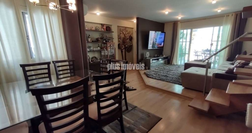 Excelente Casa em Perdizes. 220m2. 3 quartos. Piscina.