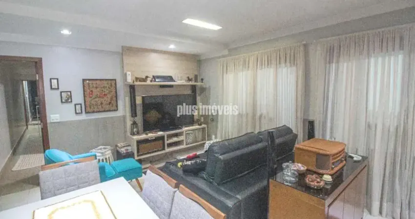 Sobrado com 3 Quartos e 4 banheiros para Alugar, 225 m²