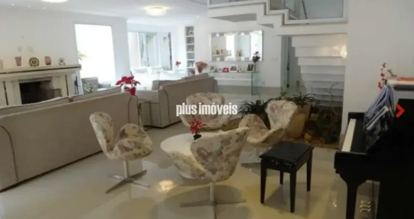 Casa com 5 quartos para alugar na Rua Irineu Marinho, 663, Santo Amaro, São Paulo