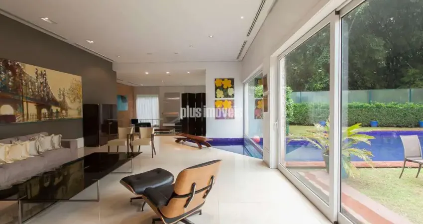 Residência Contemporânea - Granja Julieta - Excepcionalmente singular.