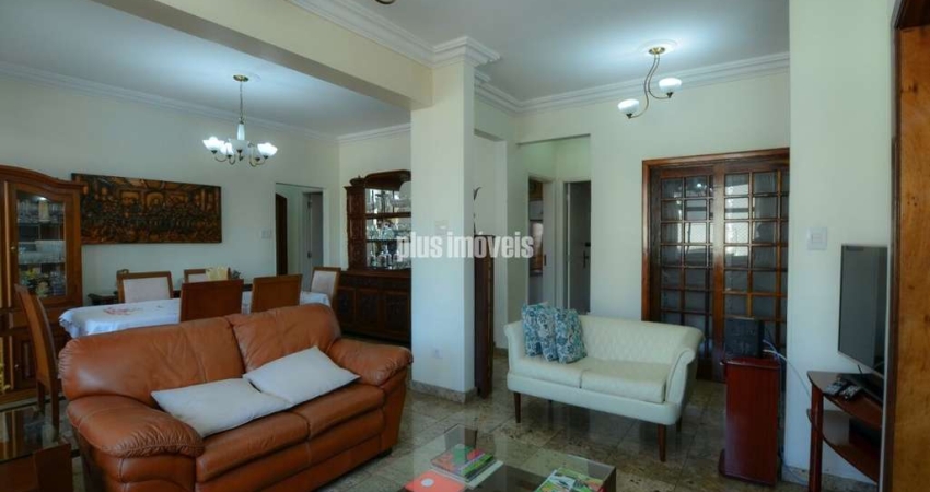 Apartamento 158 m2 , Jardim Paulista , 4 dormitórios sendo 1 suite , 2 vagas de garagem