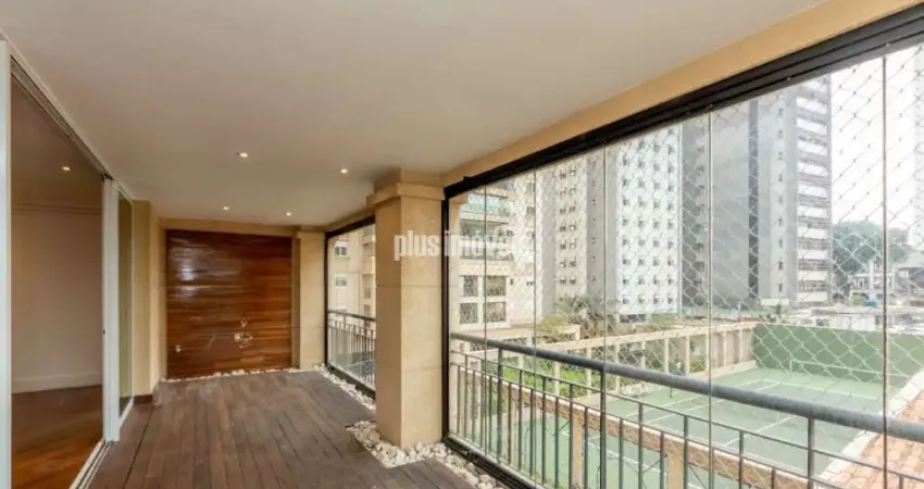 Apartamento tipo para venda com 3 quartos, 218m²