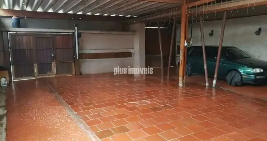 Sobrado com 3 Quartos e 4 banheiros à Venda, 500 m²