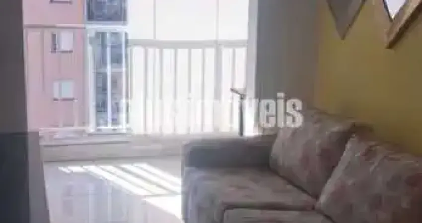 Apartamento com 1 dormitorio 33 mts, varanda fechada com vidro