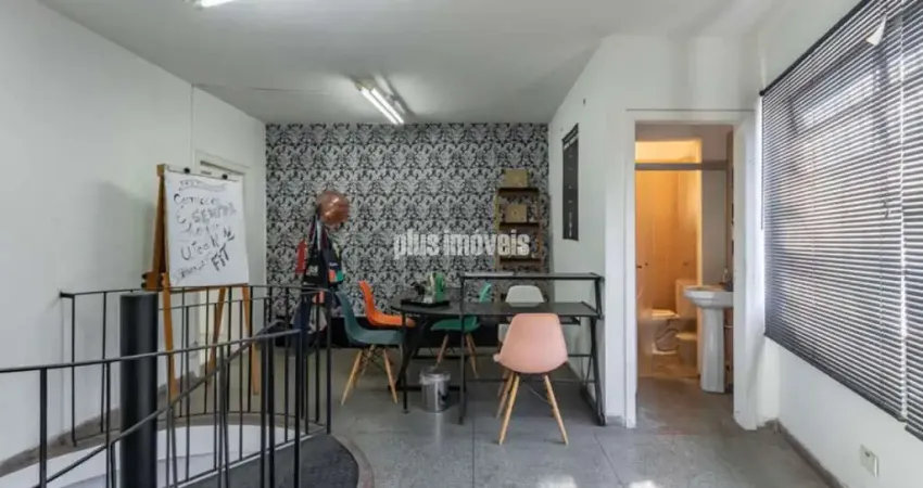 Barracão / Galpão / Depósito à venda na Rua Coriolano, 344, Vila Romana, São Paulo