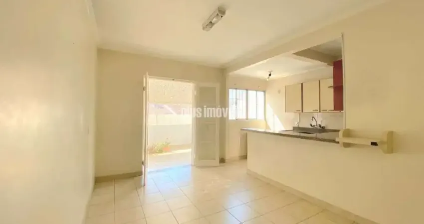 Casa com 3 quartos à venda na Rua Bernardino de Campos, 691, Campo Belo, São Paulo