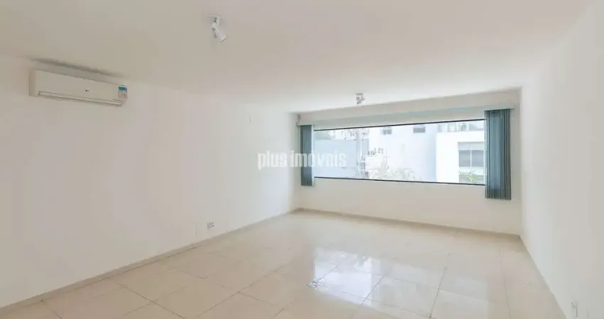 Casa Comercial Reformada para Venda no Brooklin ? Pronta para o Seu Negócio!