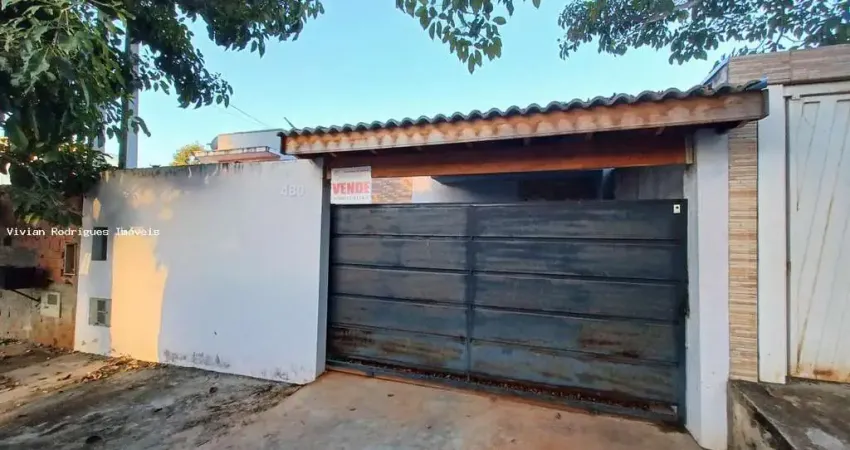 Casa para Venda em Boituva, Água Branca, 2 dormitórios, 2 banheiros, 2 vagas