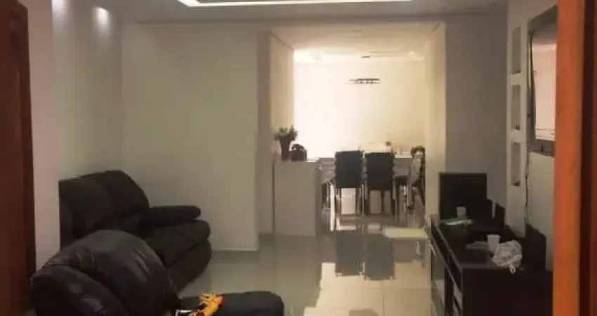 Jardim Danúbio - Linda casa com armários e ar condicionado
