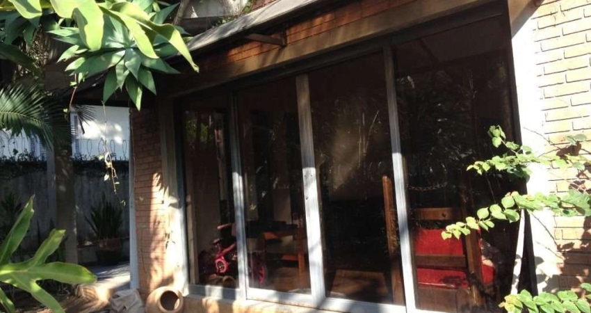 Casa comercial com 6 salas à venda em Alto de Pinheiros, São Paulo 