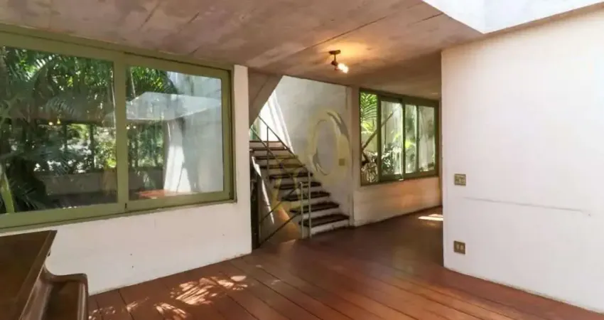 Ótima casa no Jardim Morumbi