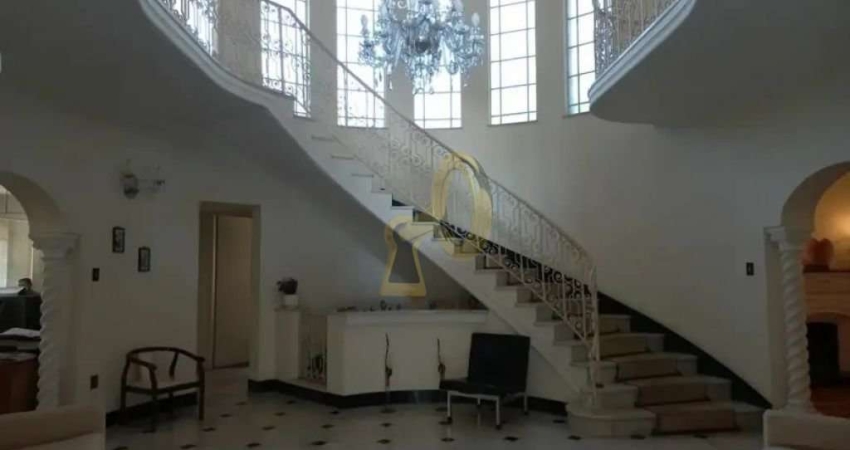 Casa espaçosa à venda em Alto de Pinheiros