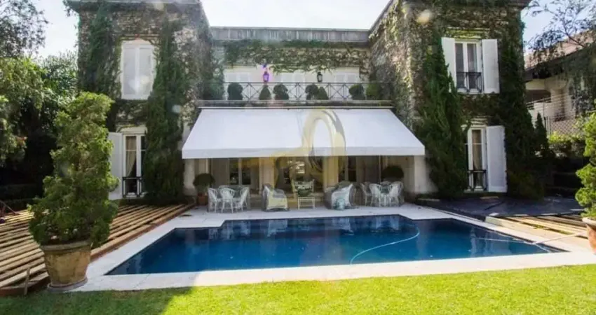 Luxuosa Casa no Retiro Morumbi à Venda