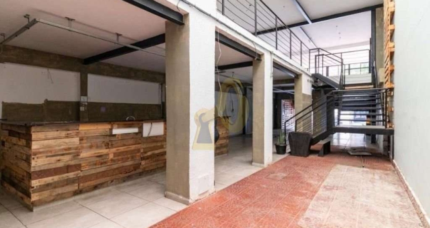 Casa Comercial para Aluguel na Vila Madalena.