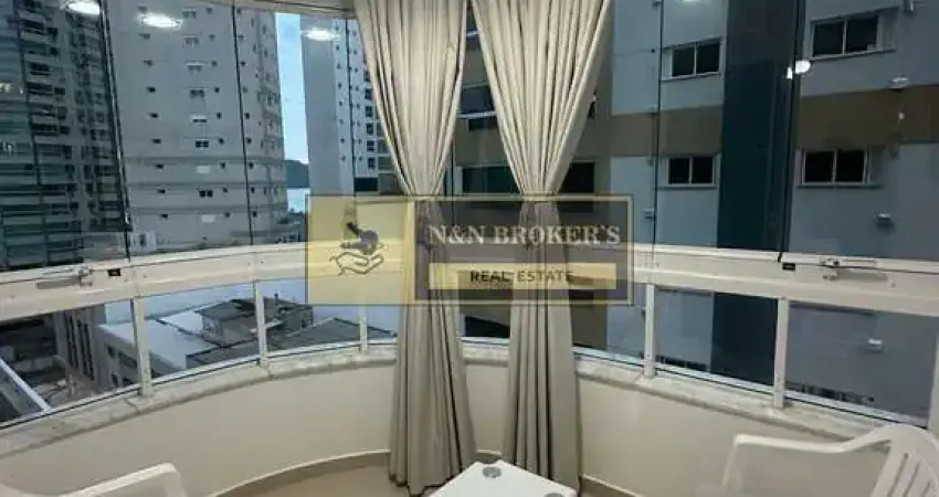 Ao lado da RODA GIGANTE  Pioneiros, Balneário Camboriú, SC
