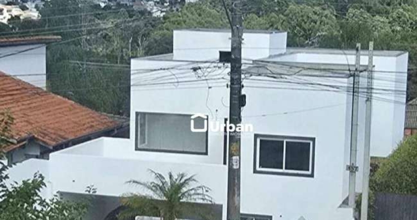 Casa 4 quartos sendo 2 suites com closed em Condomínio
