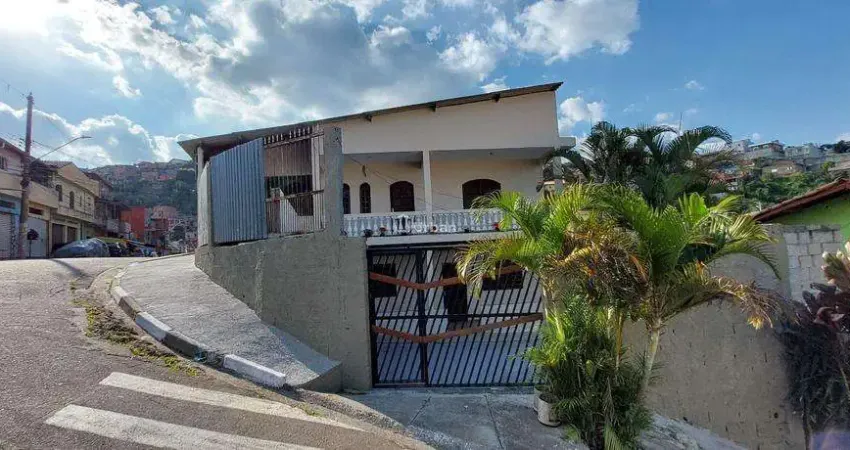 Casa com 2 quartos à venda na Rua da Fé, 13, Jardim Cotia, Cotia
