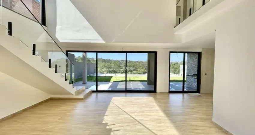 Casa à venda em Cotia, Lago do Sol, com 3 suítes, com 230.18 m², Lago do Sol