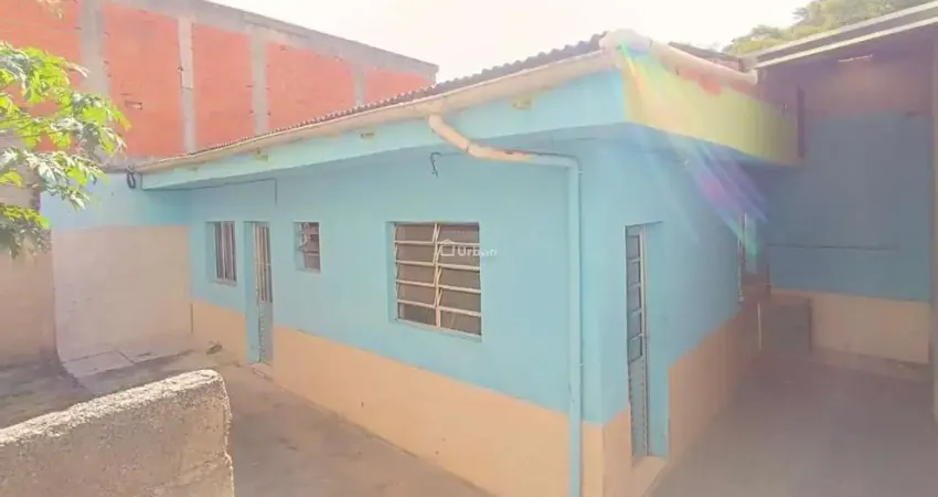 Casa para alugar em Cotia, Jardim Lina, com 2 quartos, com 100 m²