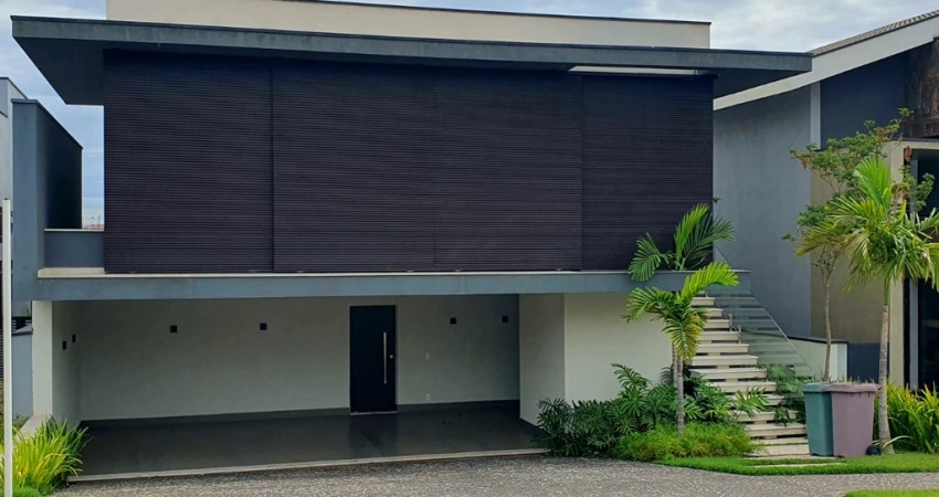Casa de alto padrão semi mobiliada a venda no Condominio Vila dos Platanos