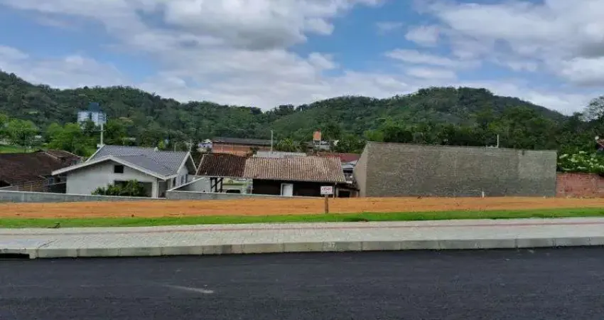 Terreno à venda na Vila Germer, Timbó 