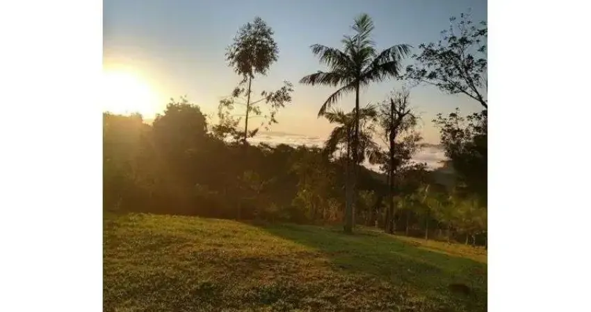 Terreno à venda no Rodeio 32, Rodeio
