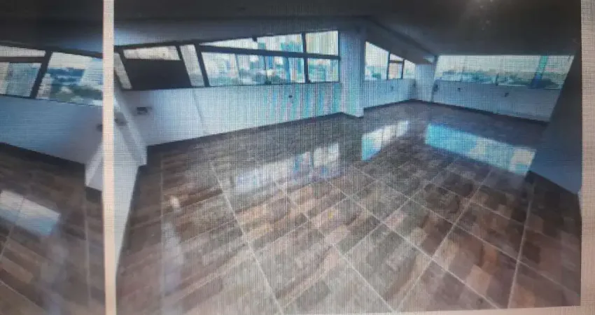 Sala comercial de 90m², localizada próximo ao Metrô Santana e à Av. Braz Leme, em uma região estratégica e de grande movimentação.