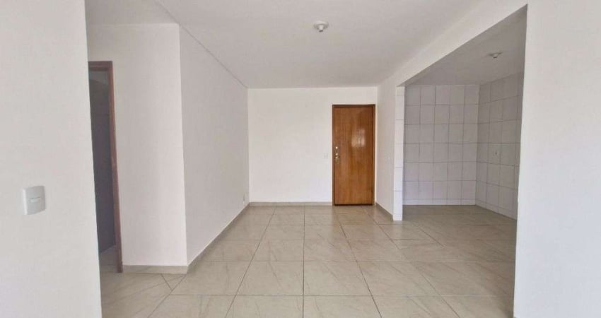 Apartamento com 3 dormitórios para alugar, 73 m² por R$ 1.800/mês - Bairro Alto - Curitiba/PR