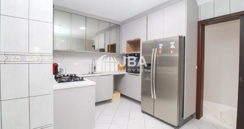 Casa com 5 quartos à venda na Rua Henrique Martins Torres, Boqueirão, Curitiba