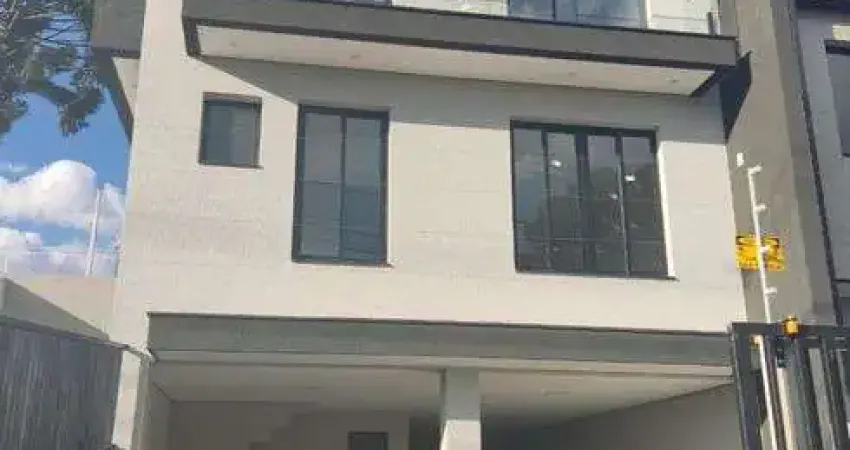 Sobrado com 3 quartos Boa Vista - Curitiba - PR