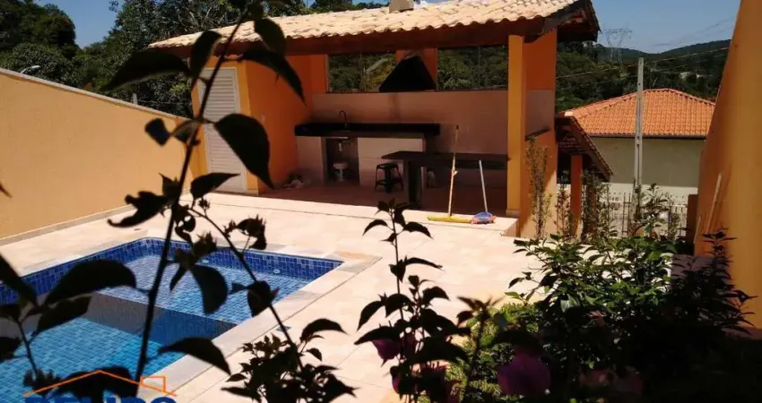 Casa à Venda em Associação: a Poucos Minutos da Rodovia Fernão Dias