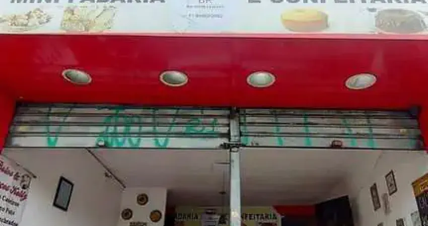 Salão Comercial com Casa no Andar Superior a venda em São Paulo