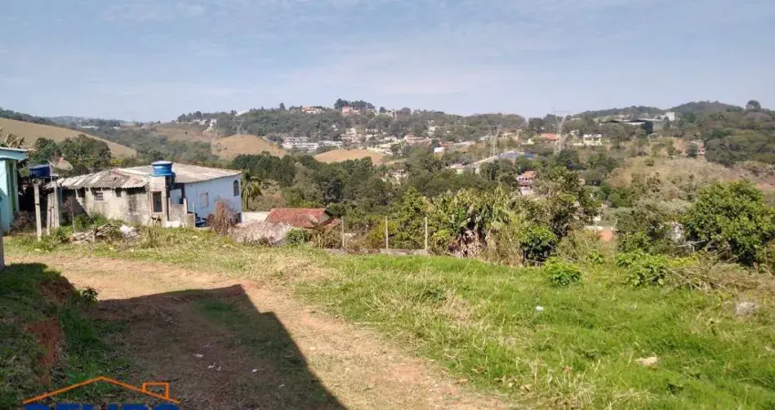 Terreno a venda em Terra Preta, rua sem saída já com um platô
