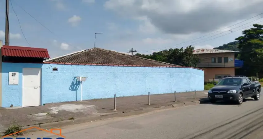 Casa térrea à venda em Terra Preta, apta para financiamento bancário!