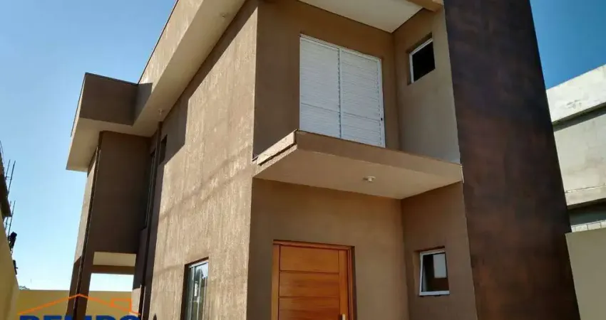 Linda casa à venda em Terra Preta, aceita financiamento bancário.