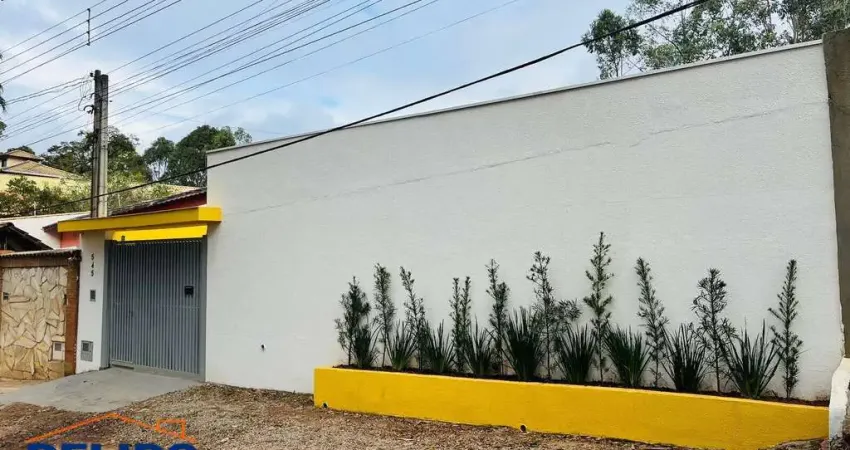 Casa à venda em Terra Preta, apta para Financiamento bancário.