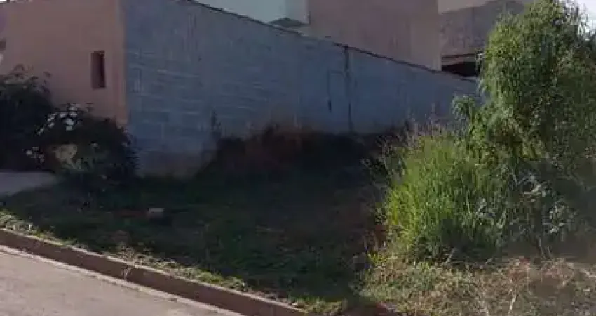 Excelente Terreno à venda em bairro planejado em Terra Preta